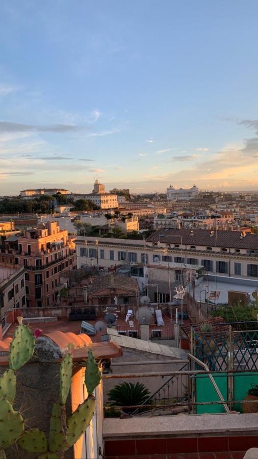 Spanish Steps View Apartment Rom