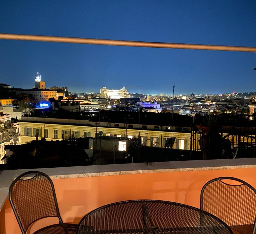 Spanish Steps View * Rom