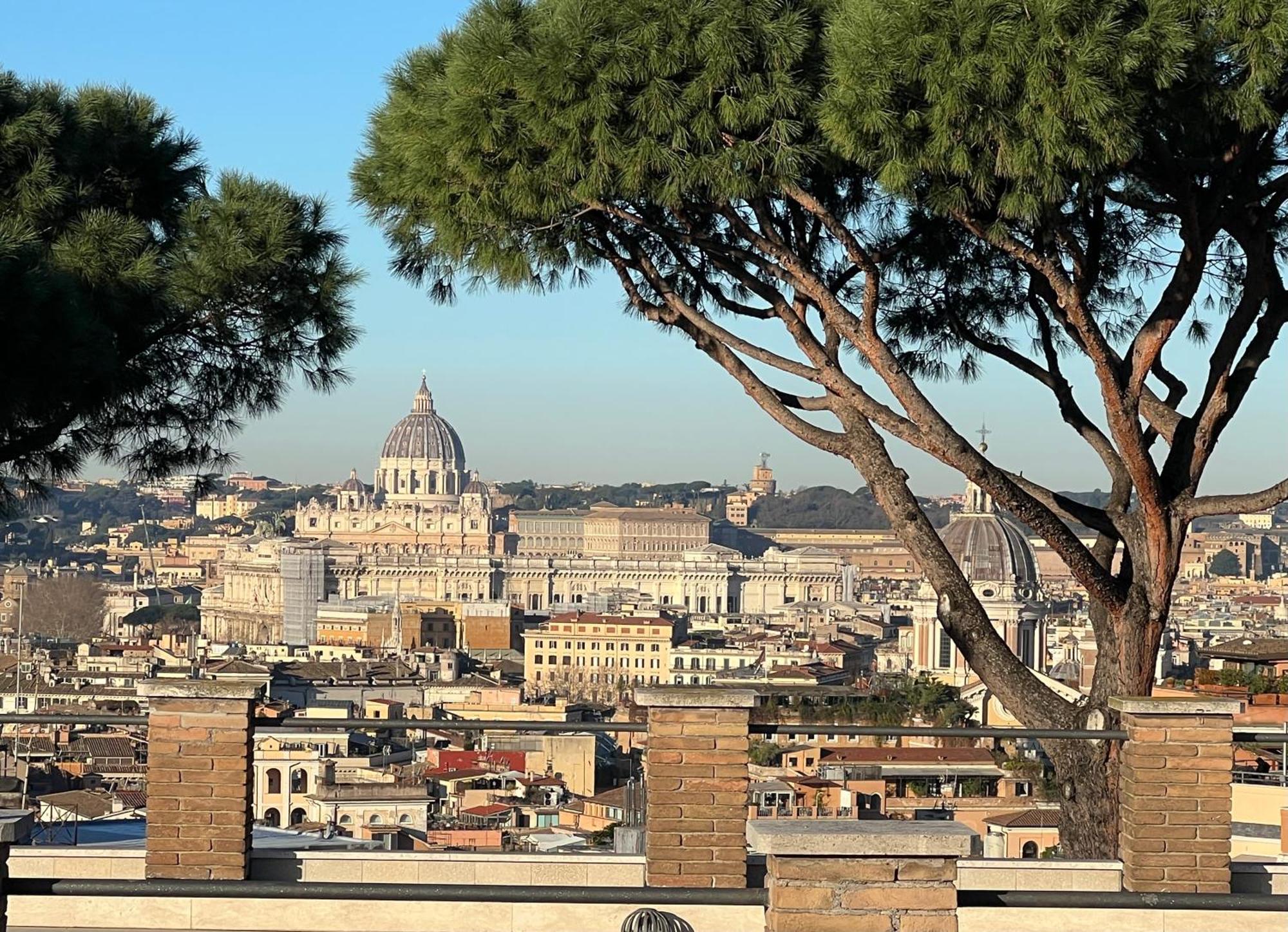 Spanish Steps View Rom